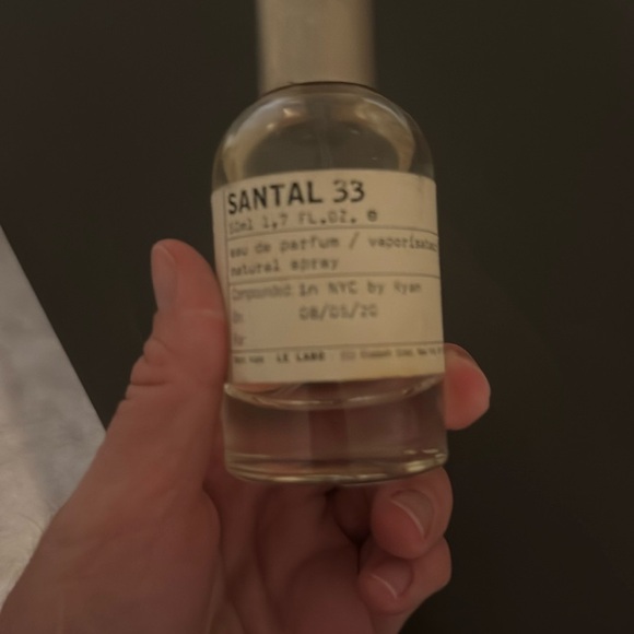 Le Labo Santal 33 Fragrance with Silver 2020 Cap (barley used) - Picture 2 of 2